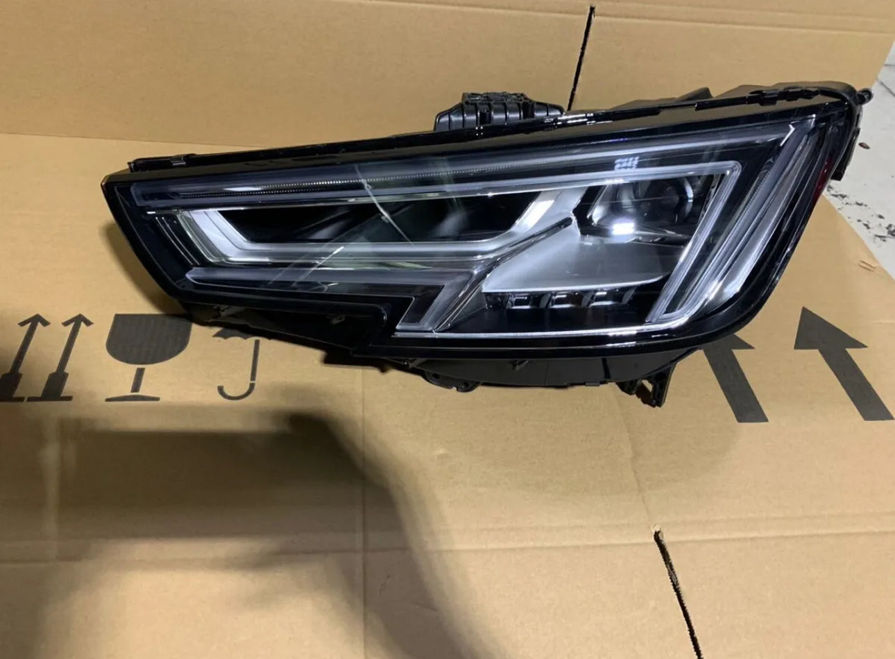 A4 S4 B9 2017 2018 2019 LED HEADLIGHT N/S LEFT RIGHT DRIVER SIDE 8w0941034